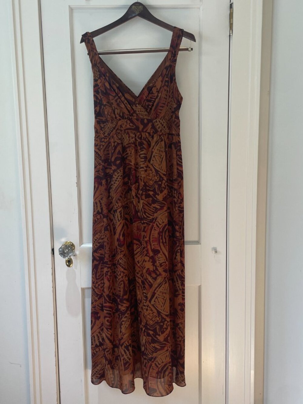 Robbie Bee Maxi Dress Size 16 Brown Print V-Neck Belted Sleeveless Lined - Picture 2 of 6